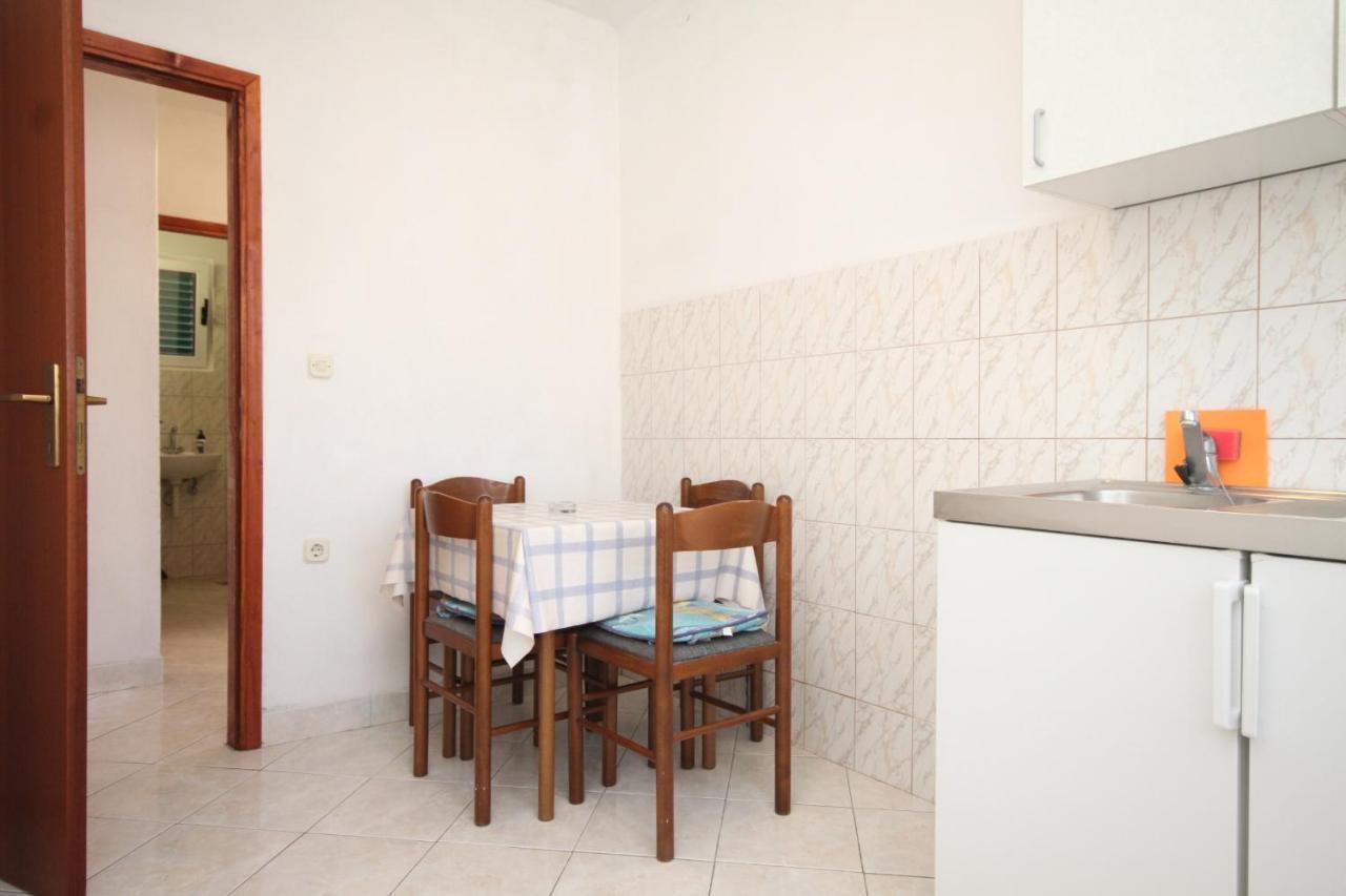Apartments By The Sea Rukavac, Vis - 2478 ルカバックス エクステリア 写真